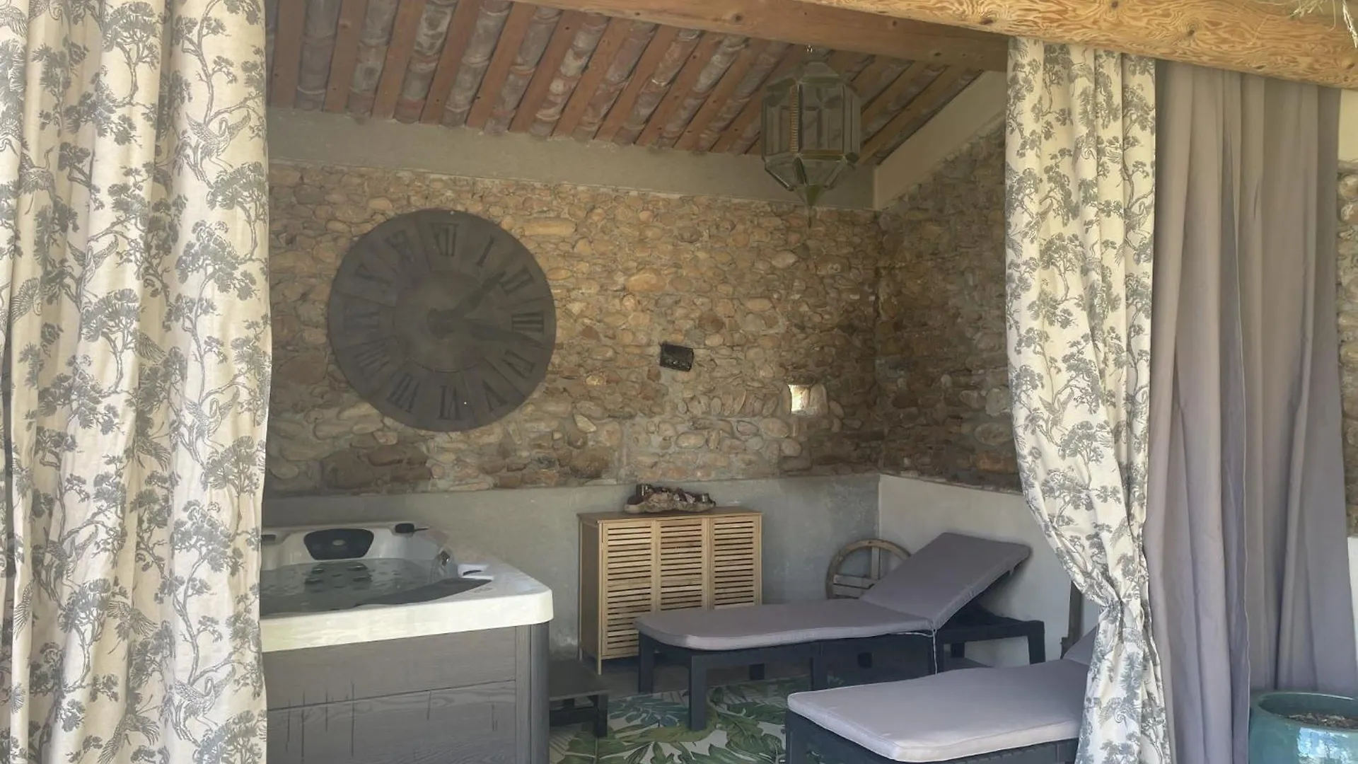 Les Mazets Du Pas Hotel Greoux-les-Bains