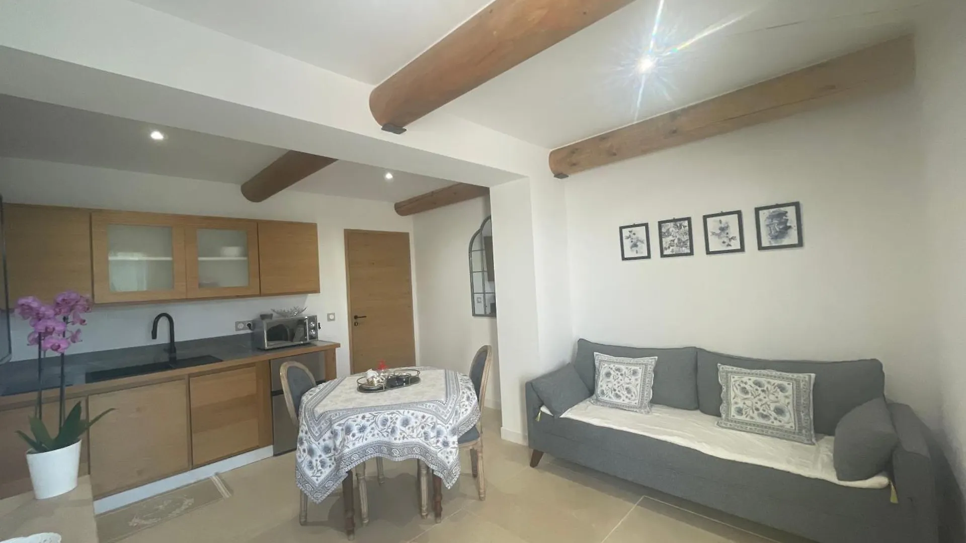 Guest house Les Mazets Du Pas Hotel Greoux-les-Bains France